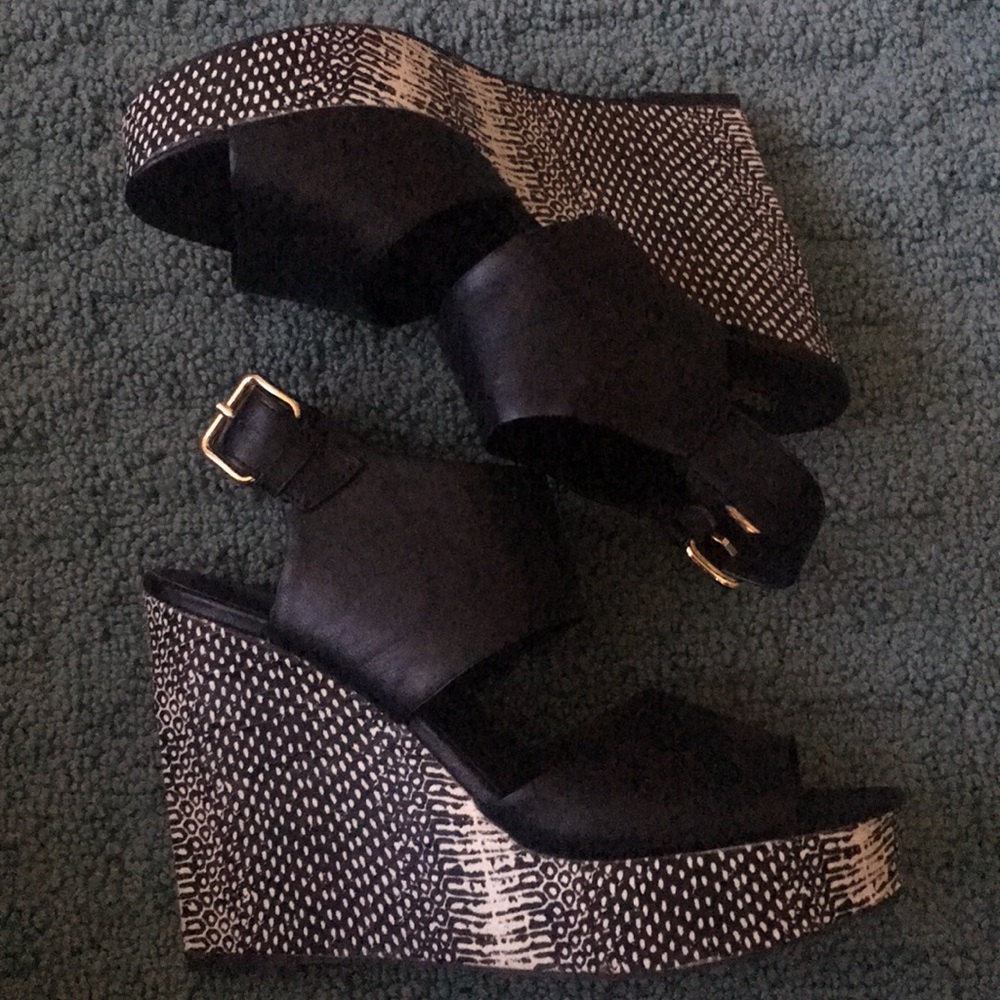 Mossimo Wedge Sandals